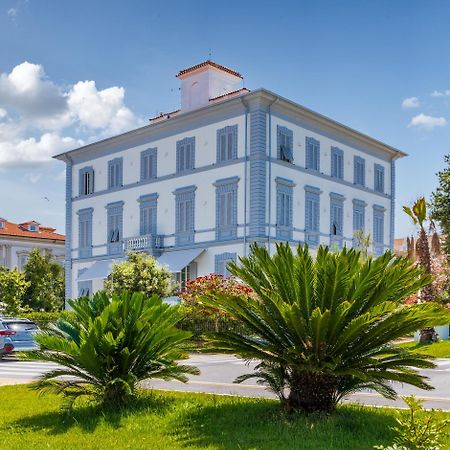 Hotel Tirreno Marina di Massa Exterior photo